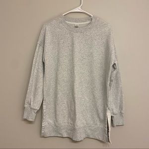 LIKE NEW Old Navy Grey Long Oversized Sweatshirt